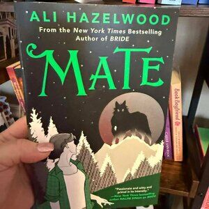 Mate by Ali Hazelwood Like New